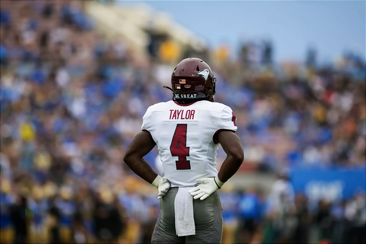 J'Mari Taylor.png